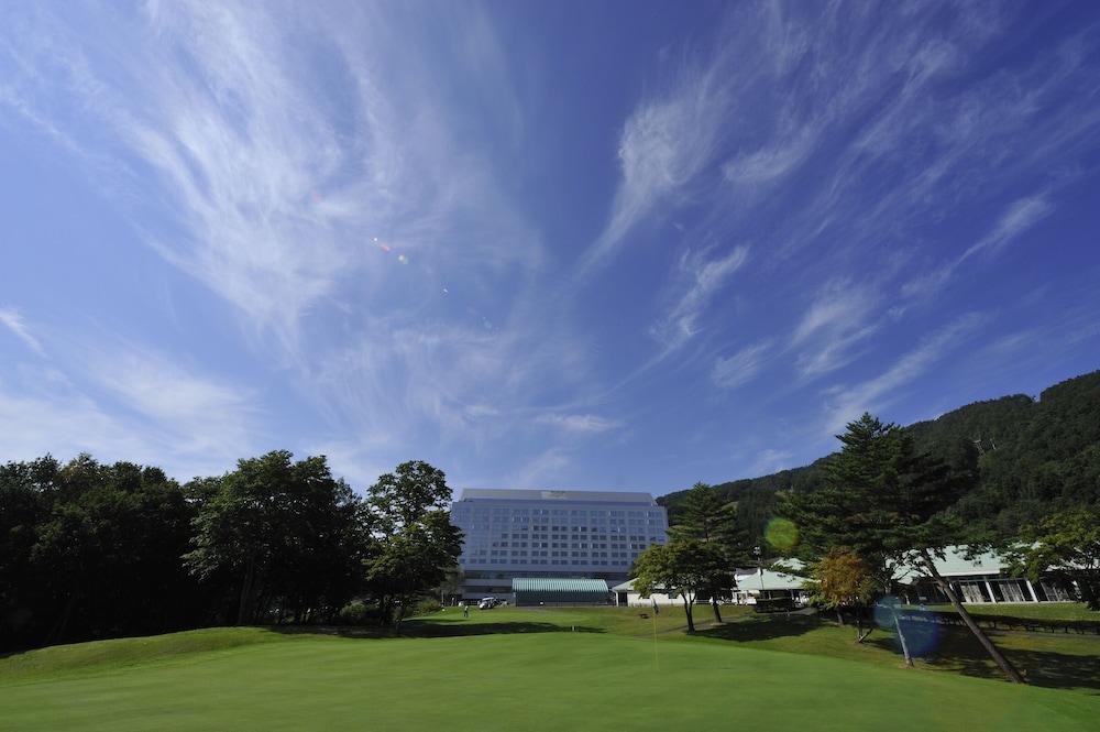 Shizukuishi Prince Hotel Exteriör bild