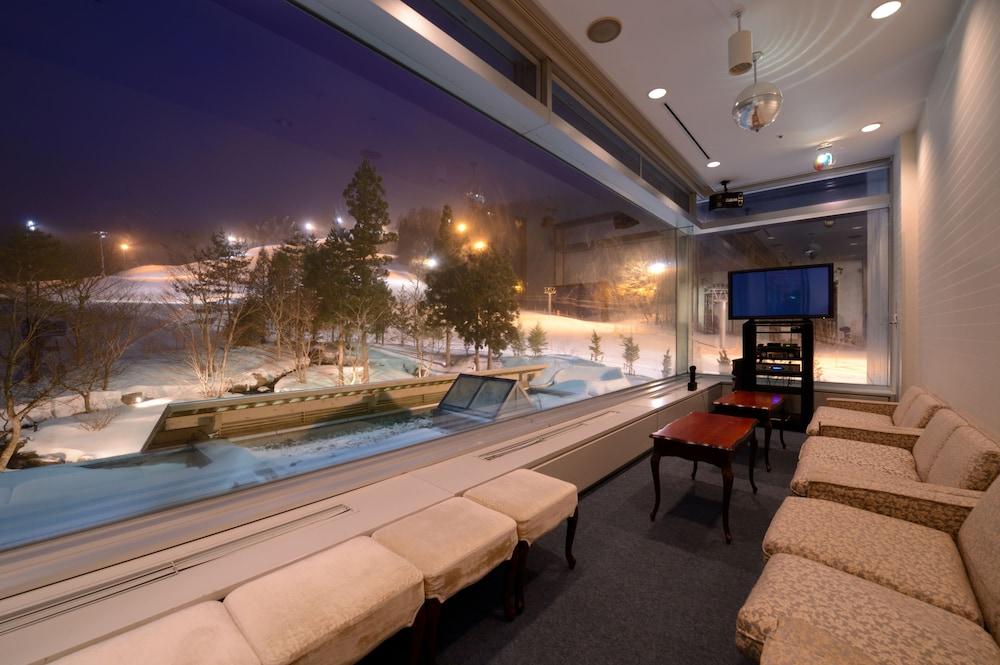 Shizukuishi Prince Hotel Exteriör bild